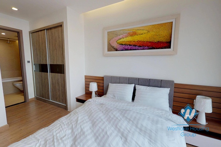 Beautiful high floor apartment for rent in Vinhome Metropolis, Lieu Giai street, Ha Noi